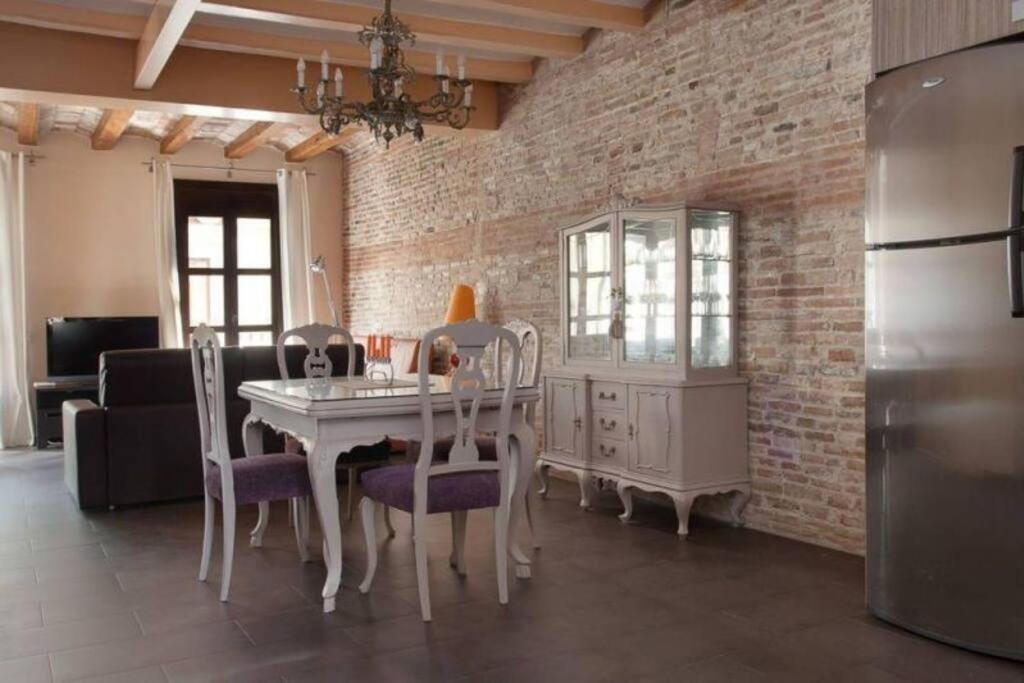El Born - Spacious 2 Bedrooms Барселона Экстерьер фото